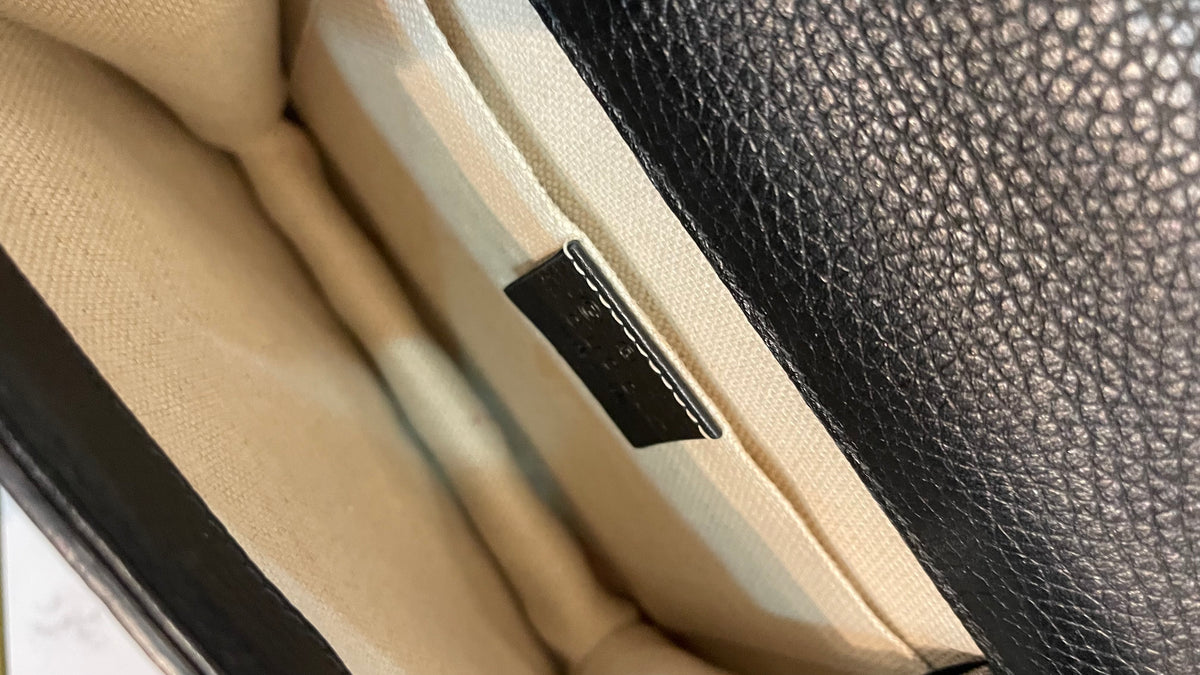 Gucci PRE OWNED GG Marmont Chain Leather Small Shoulder Bag