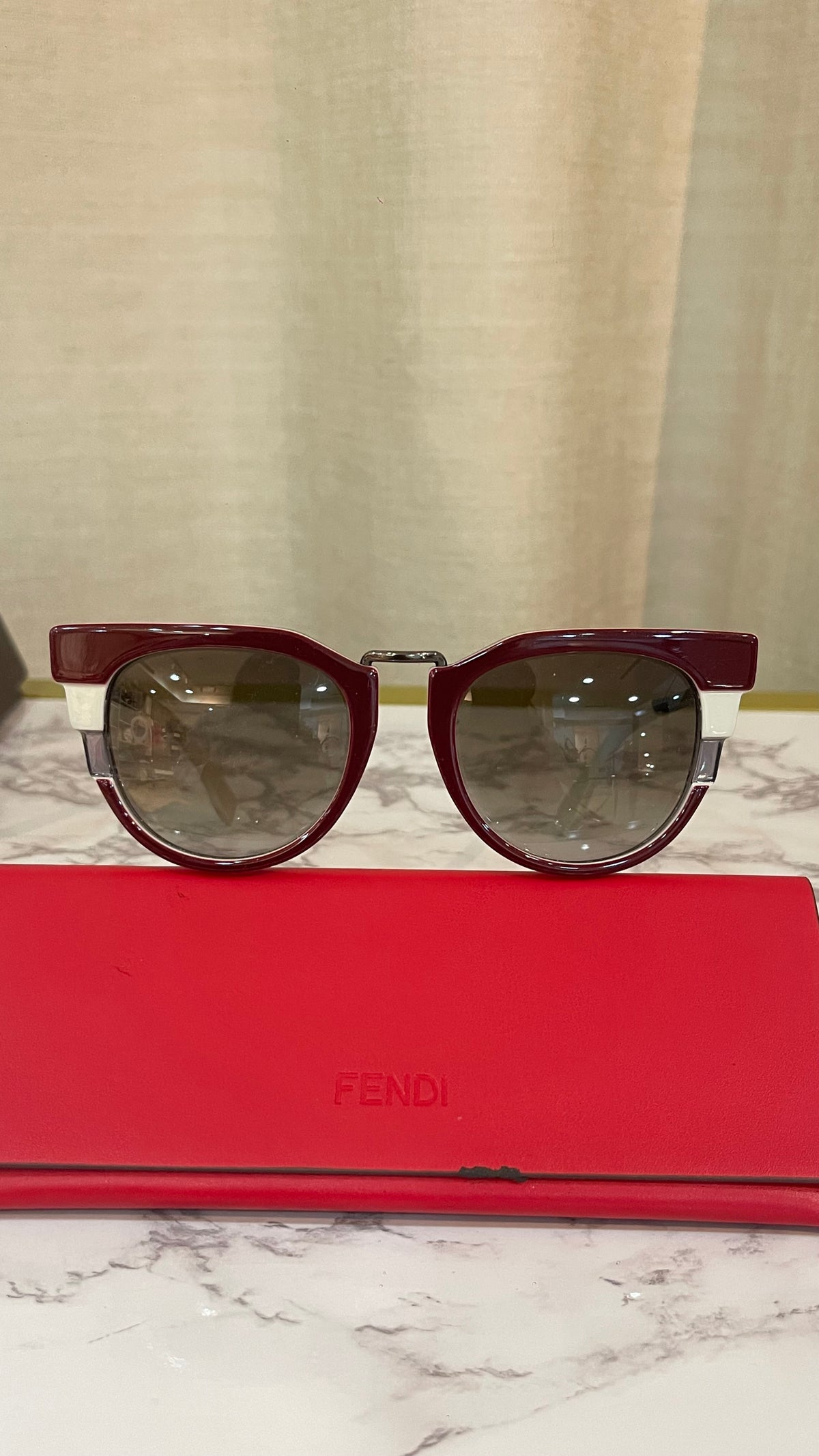 Fendi sunglasses Cat Eye PRE OWNED Burgundy
