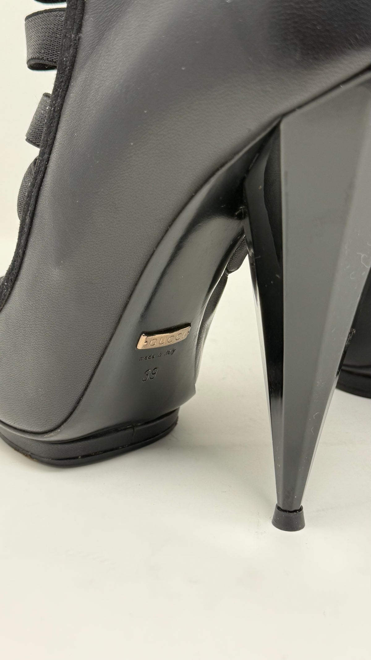 Gucci Boots PRE OWNED