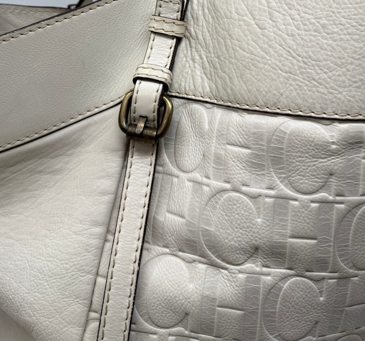Carolina Herrera Preloved Bag