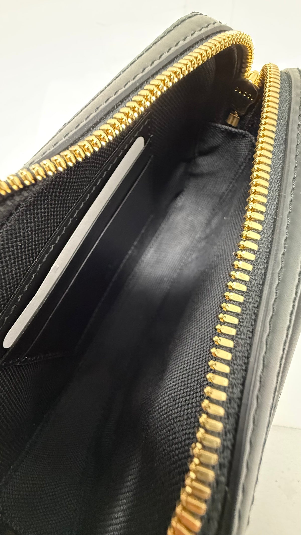 Gucci PRE OWNED GG Embossed Mini Chain Shoulder Bag Black