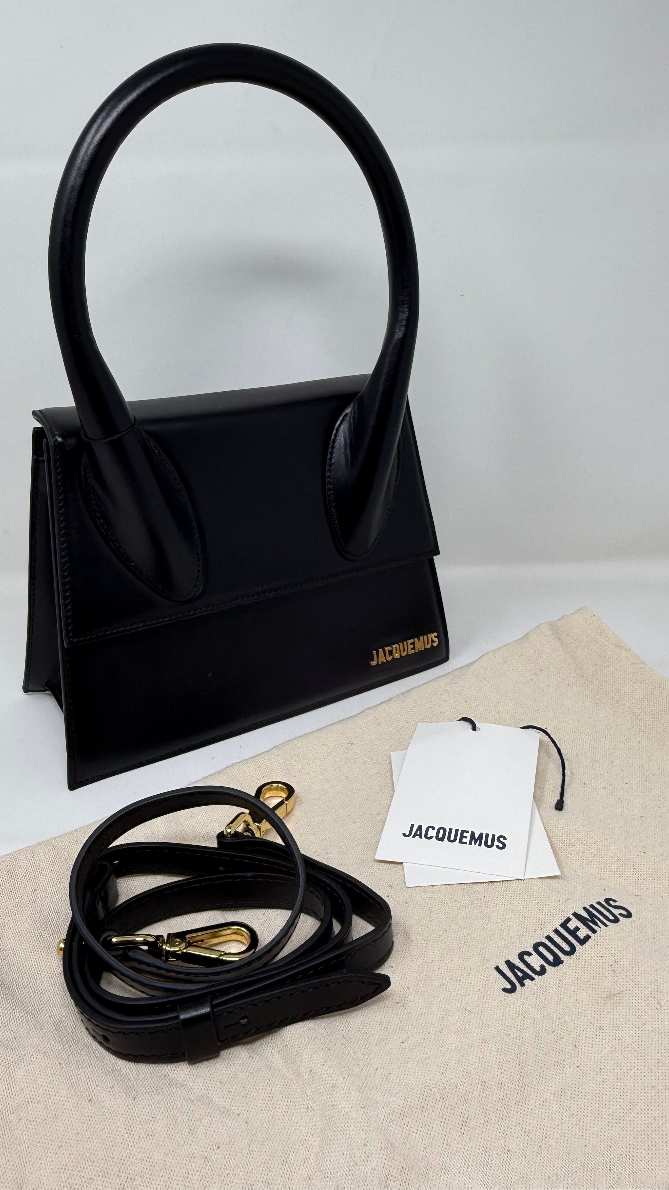 Jacquemus Preloved Black