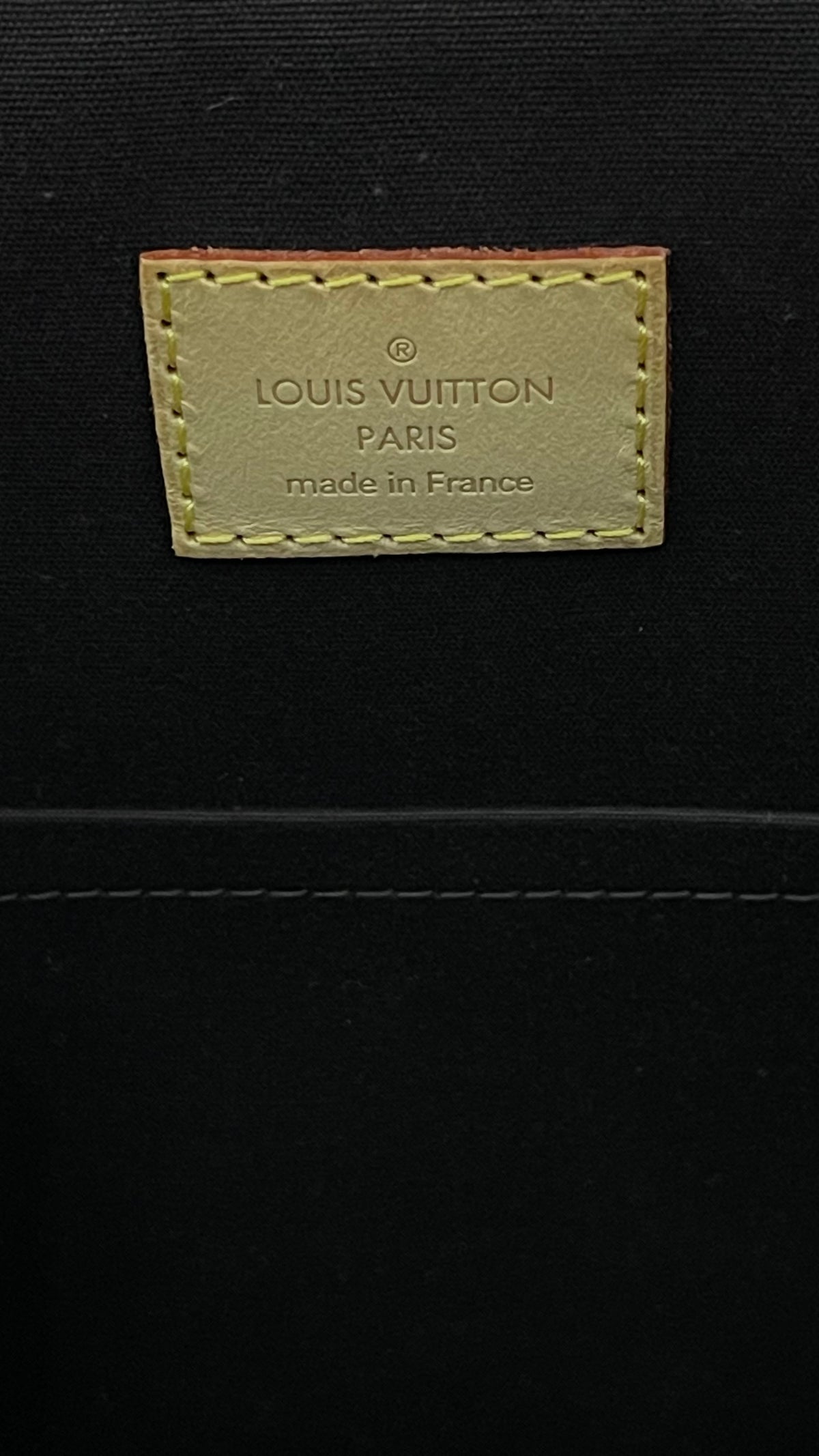 Louis Vuitton PRE OWNED Bellevue GM Vernis Amarante (FL4078)