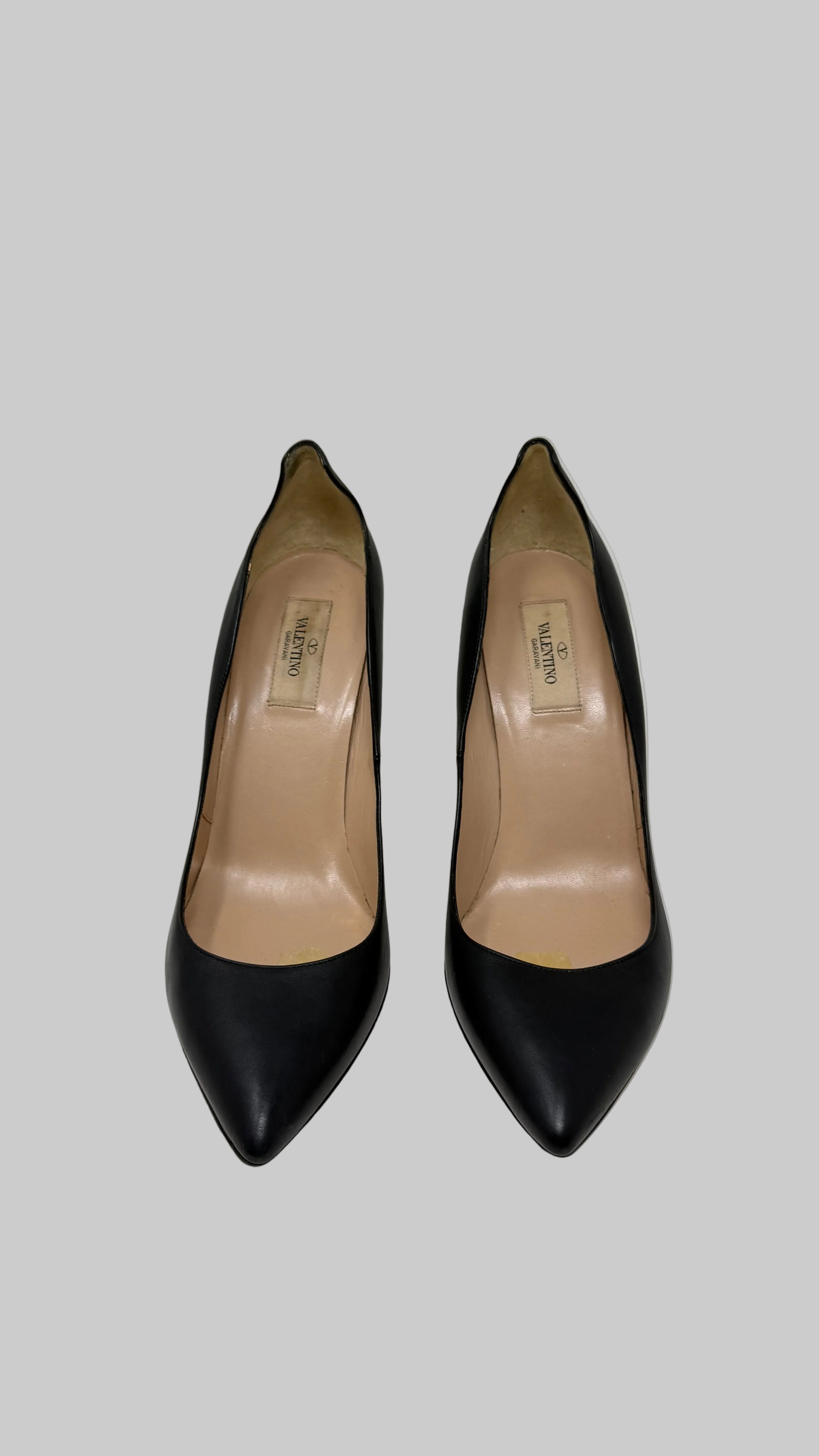 Valentino Tacones negros Talla 39.5