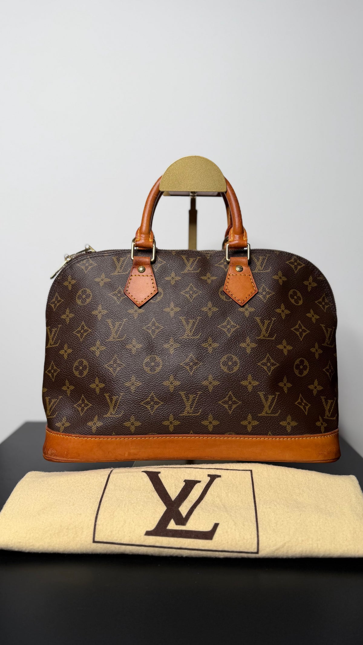 Louis Vuitton PRE OWNED Alma PM Monograma
