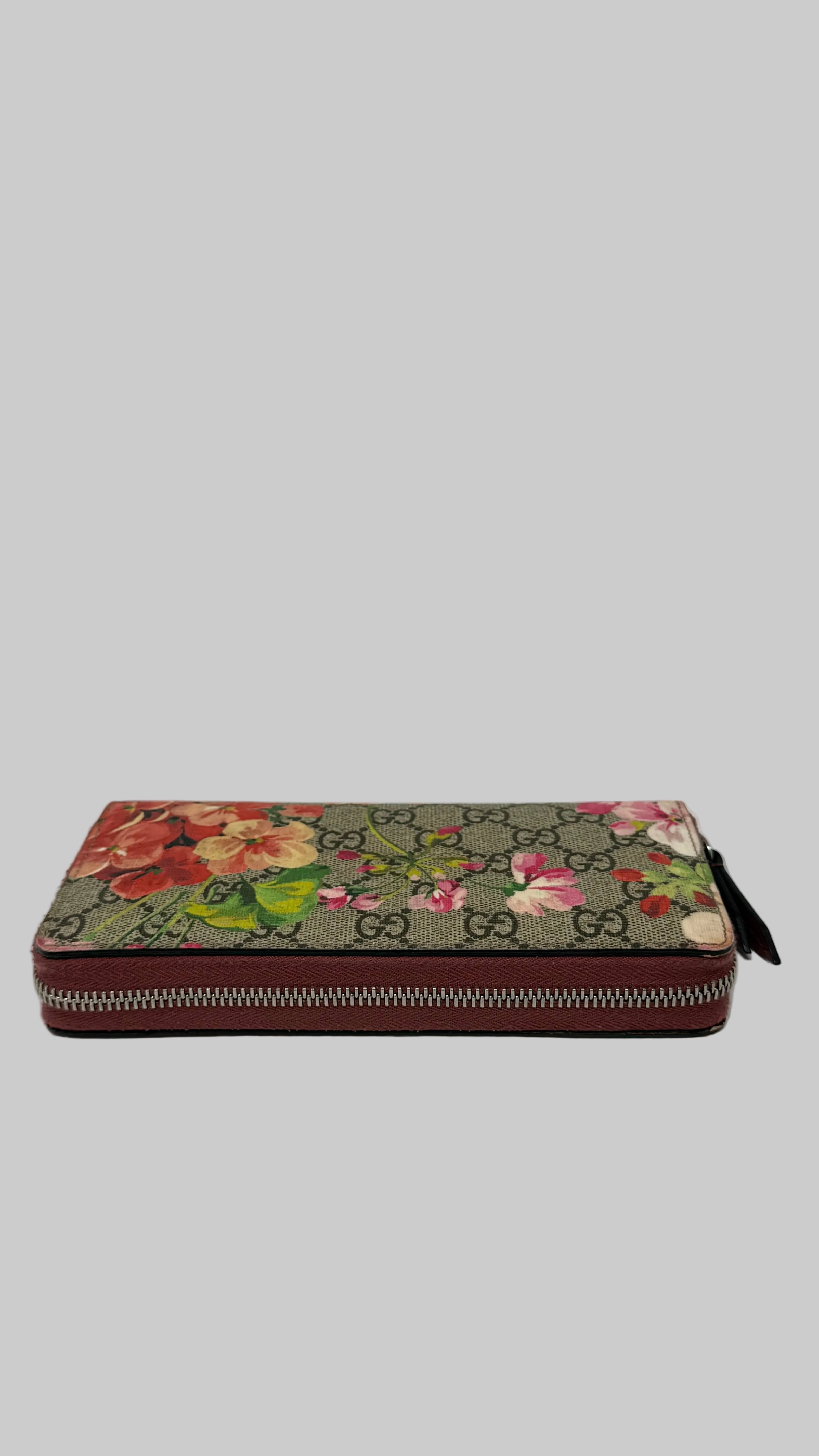 Gucci monedero floral