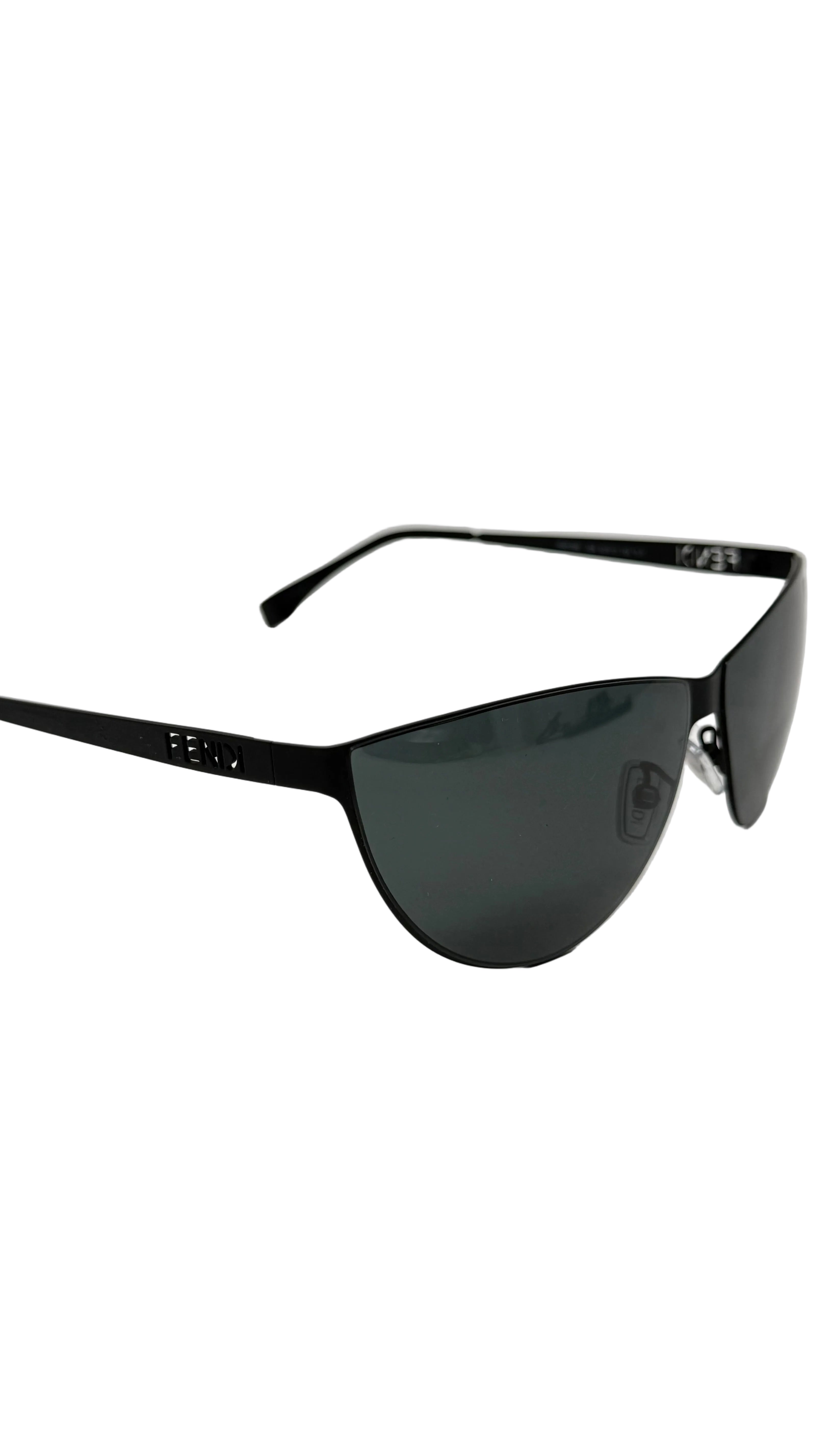 Fendi Cat-Eye Tinted Sunglasses Black