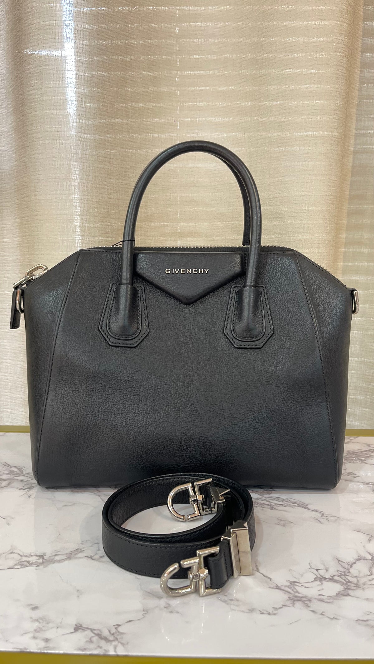 Givenchy PRE OWNED Antigona Bag