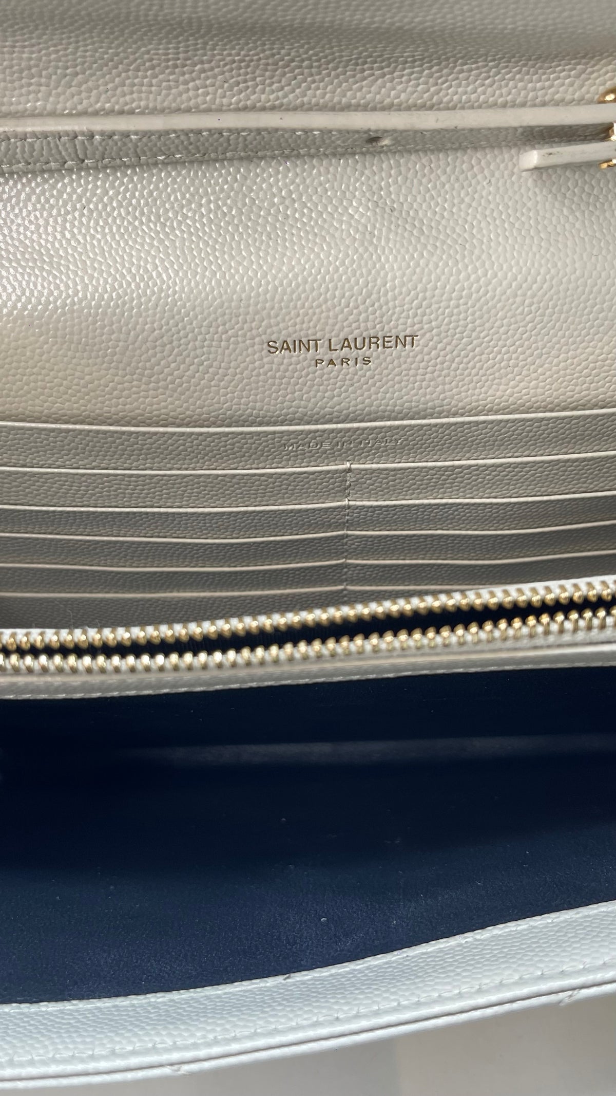 Yves Saint Laurent Envelope Small PRE OWNED White Grain de Poudre
