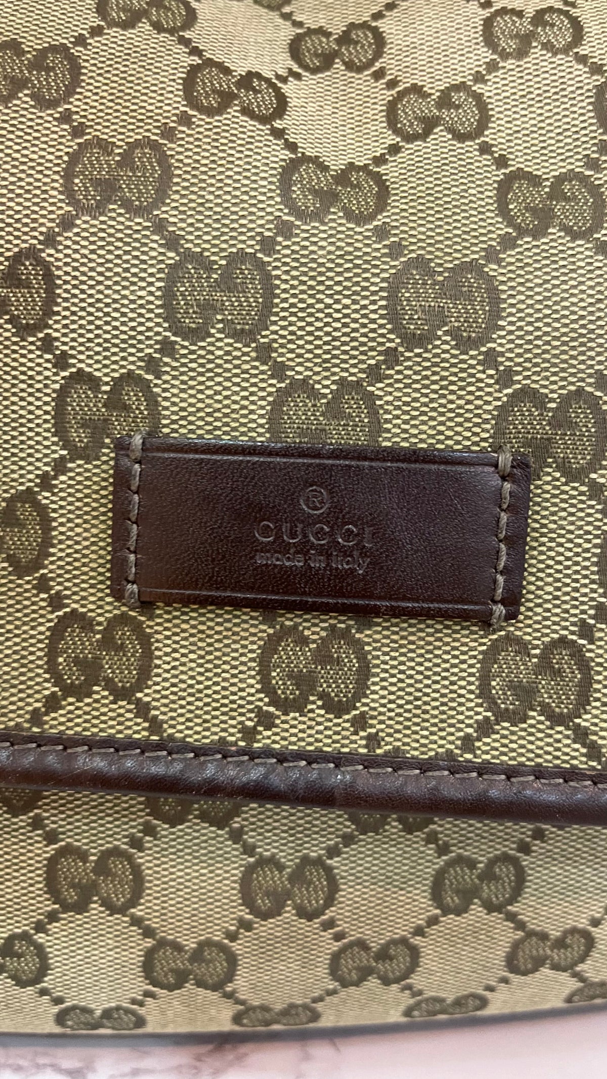 Gucci PRE OWNED Messenger Flap Bag