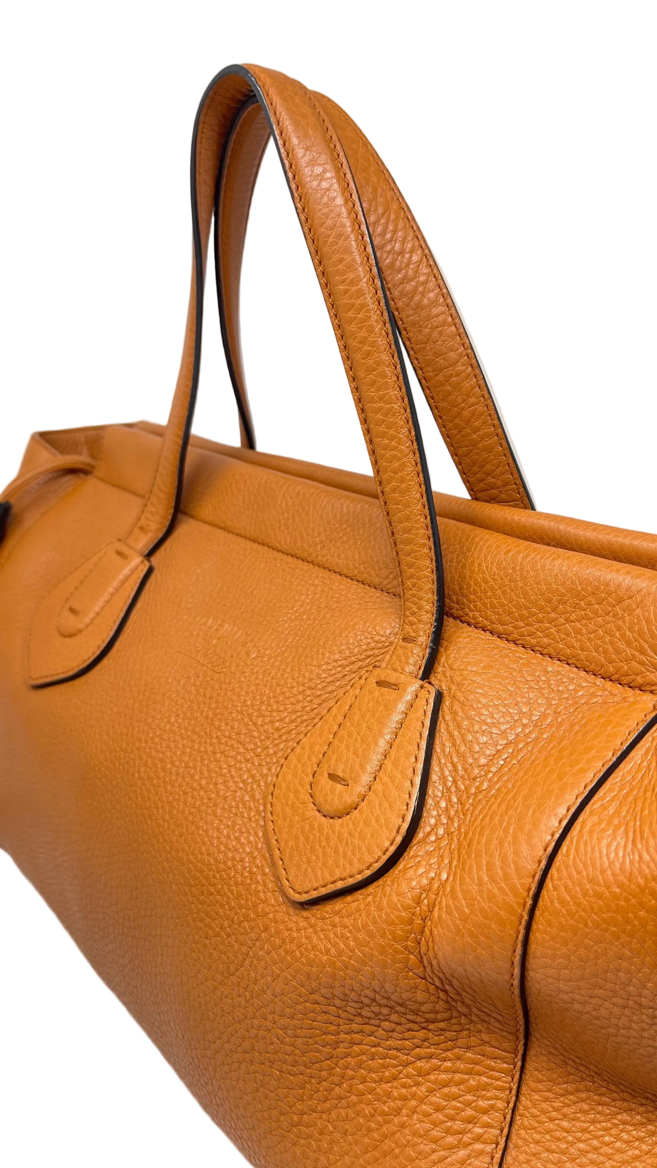 Gucci Pebble Calfdkin Lady Tassel Tote