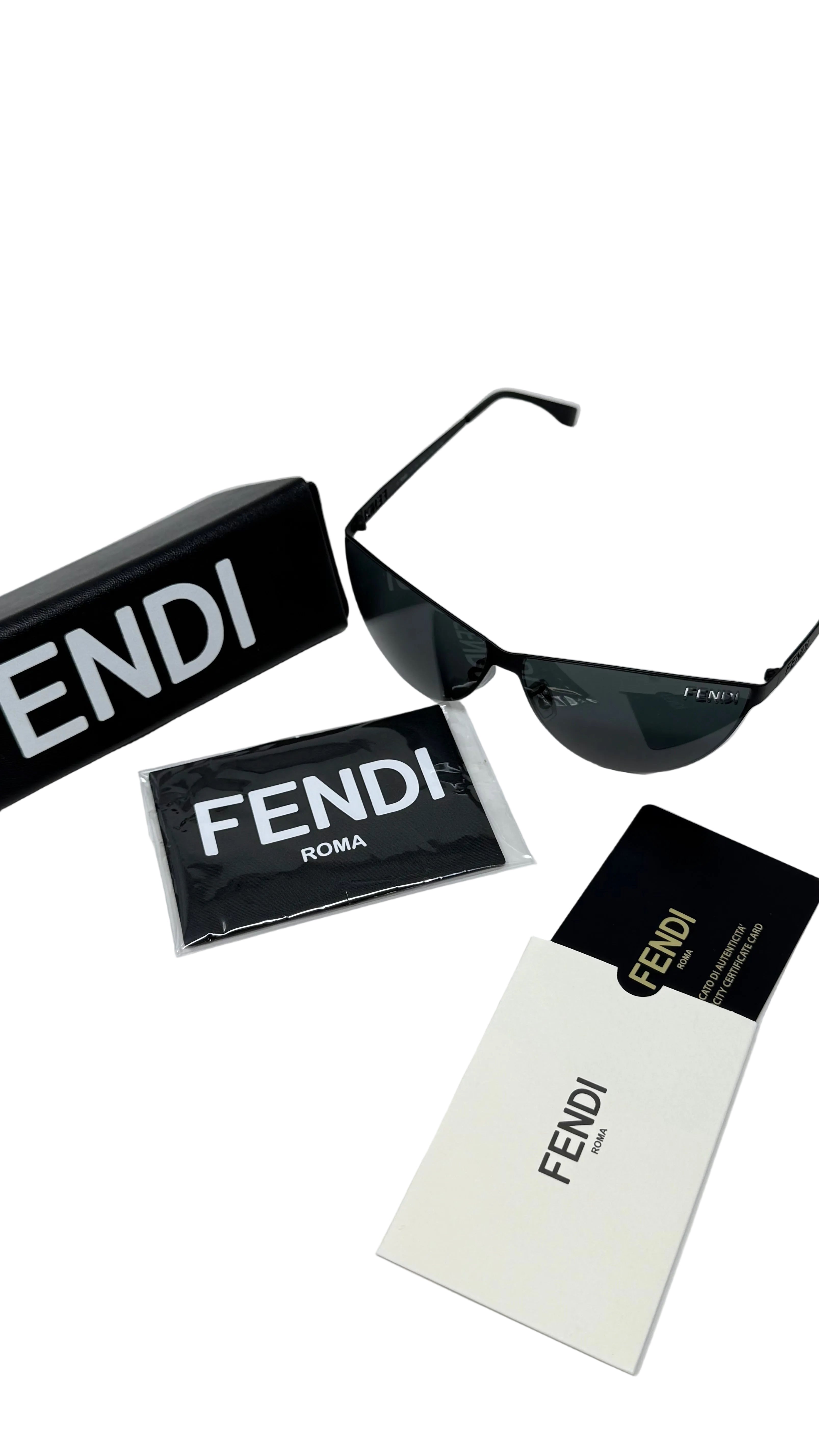 Fendi Cat-Eye Tinted Sunglasses Black
