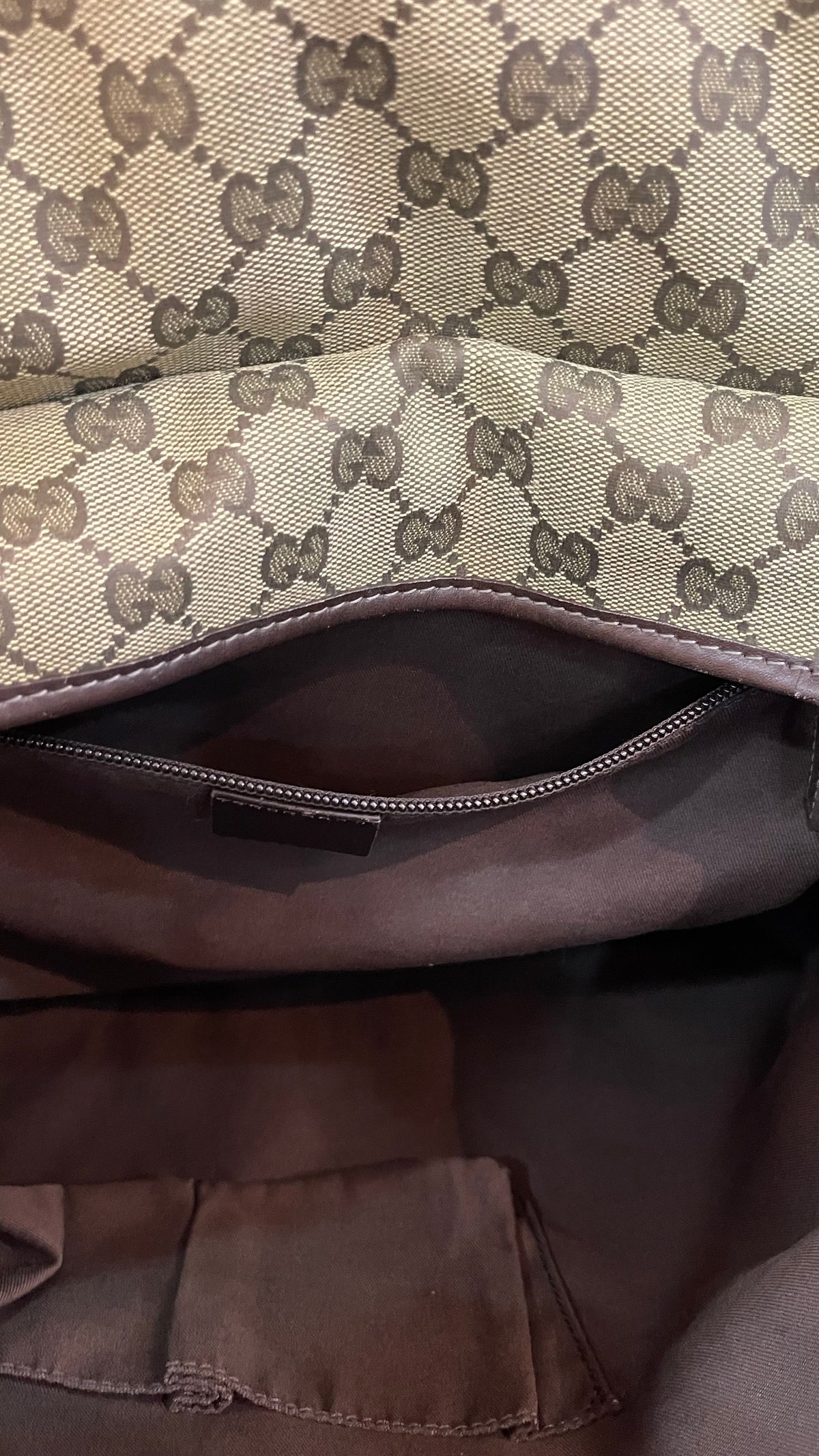 Gucci PRE OWNED Messenger Flap Bag