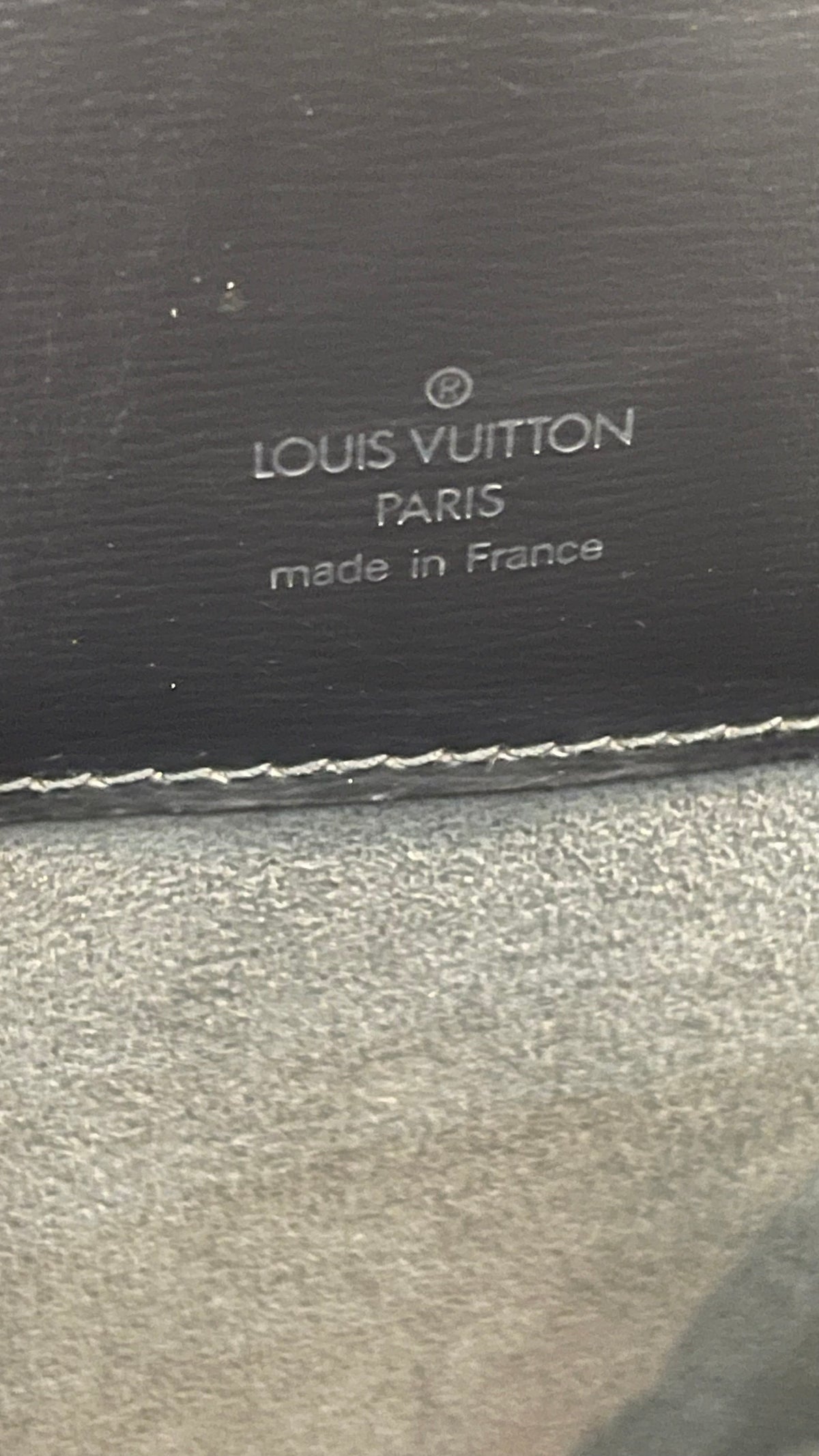 Louis Vuitton Preloved Épi Leather Cluny Shoulder Bag | Noir