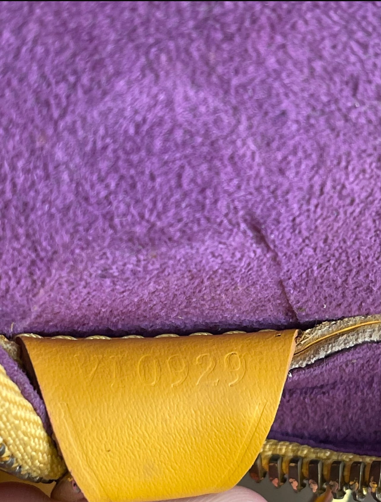 Epi Leather Louis Vuitton Ellipse