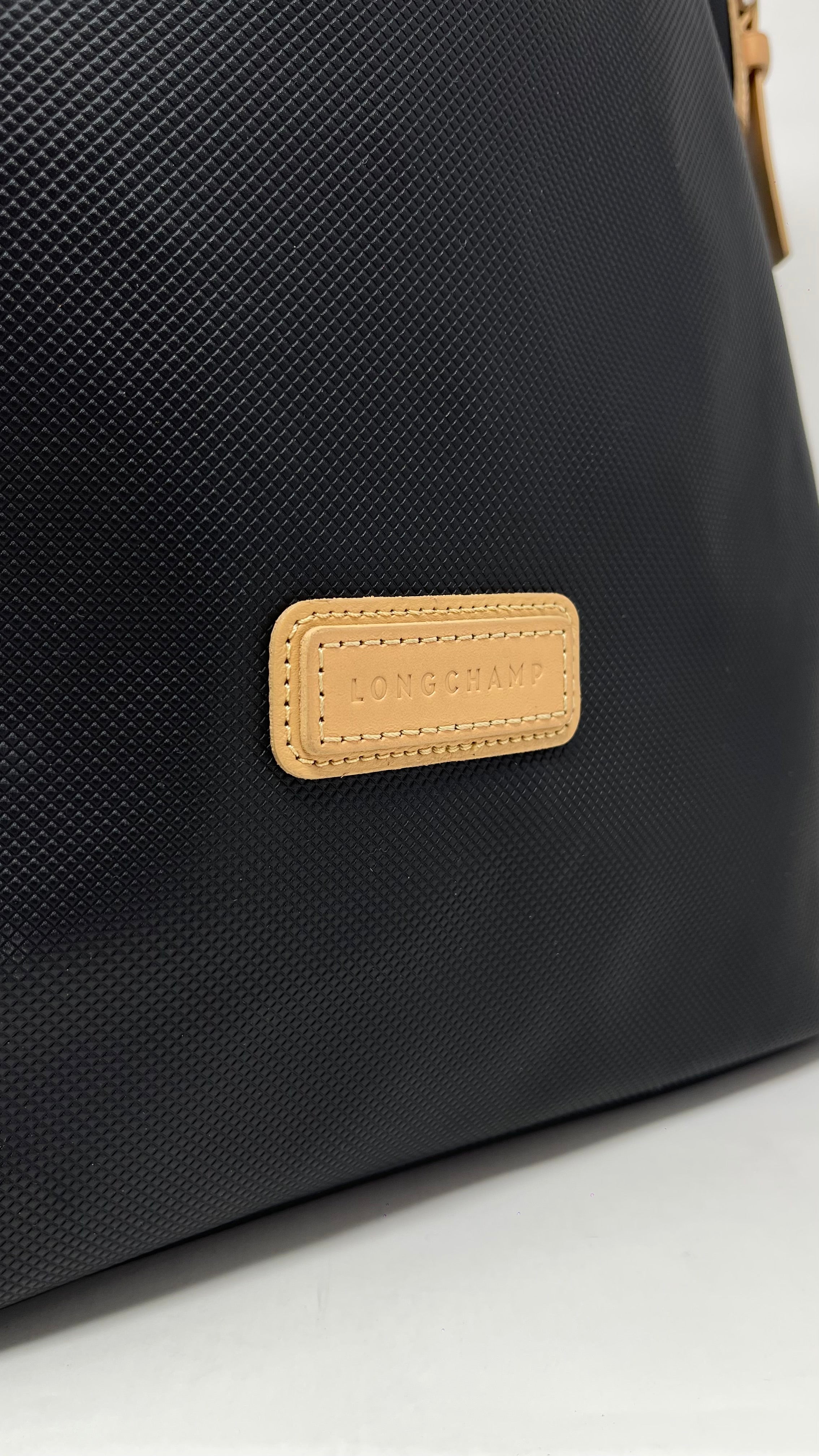 Longchamp Cartera Grande Con Porta Cosmético.