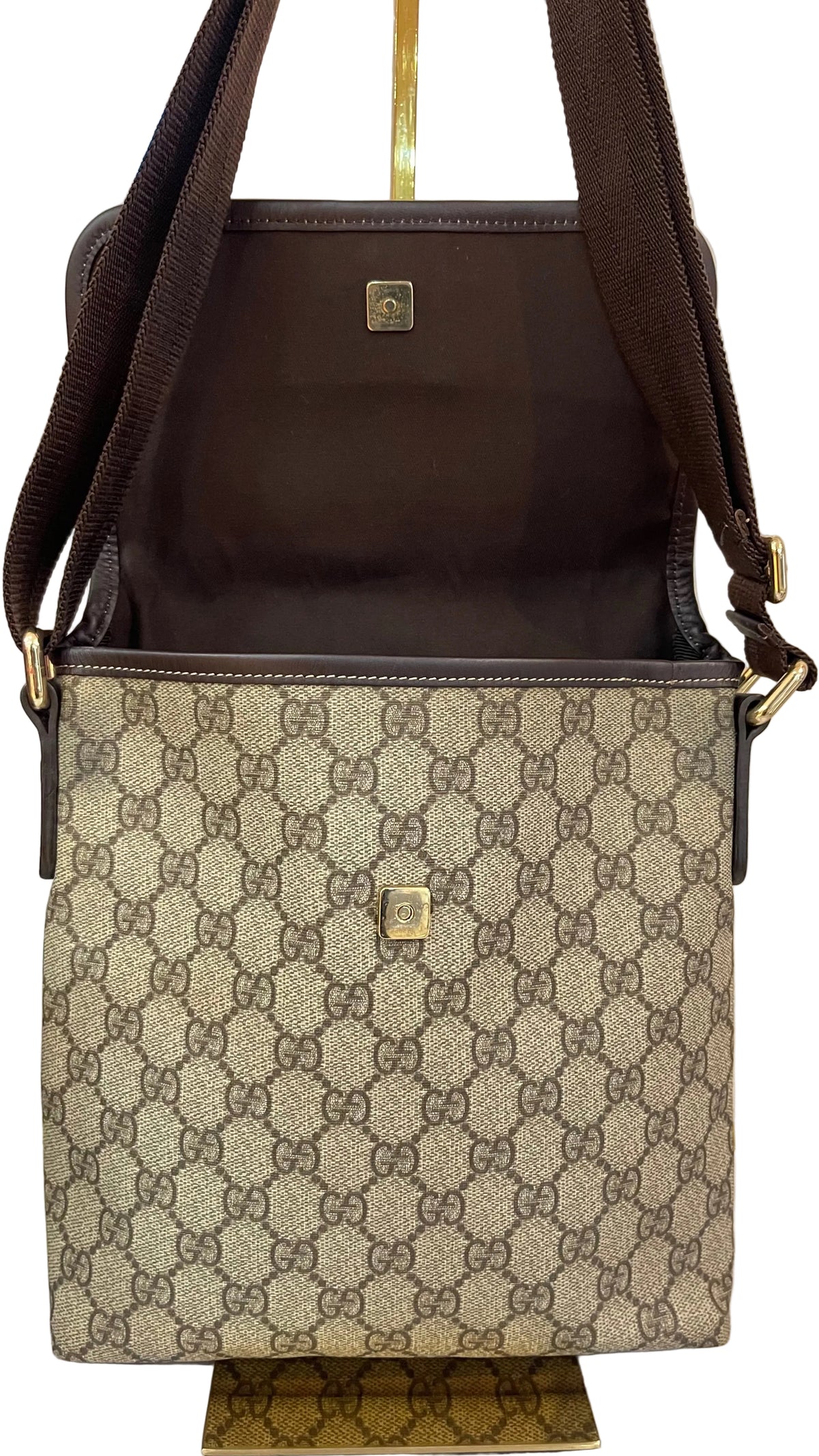 Gucci PRE OWNED GG Supreme Messenger Crossbody Bag
