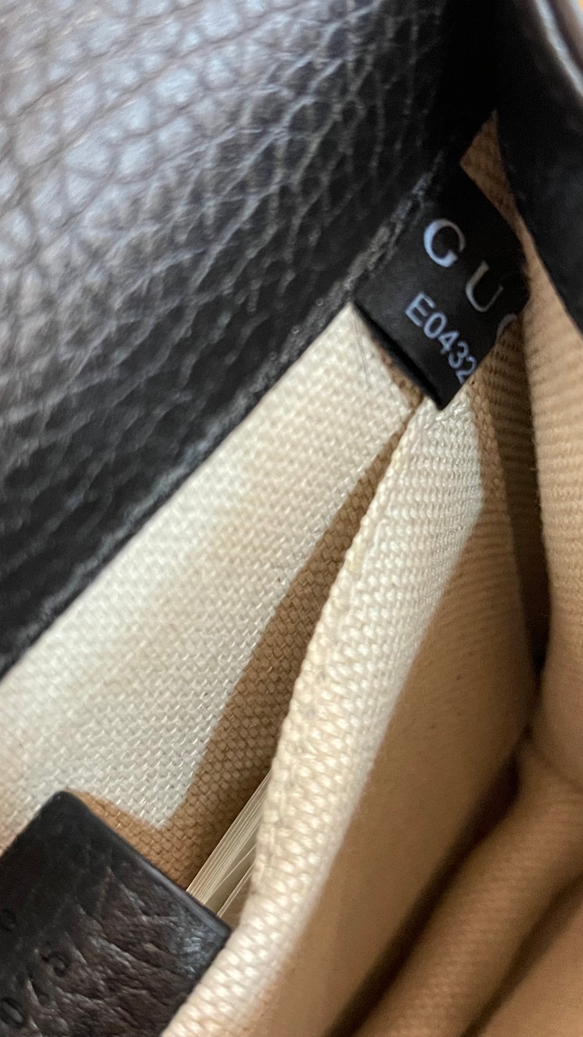 Gucci PRE OWNED GG Marmont Chain Leather Small Shoulder Bag
