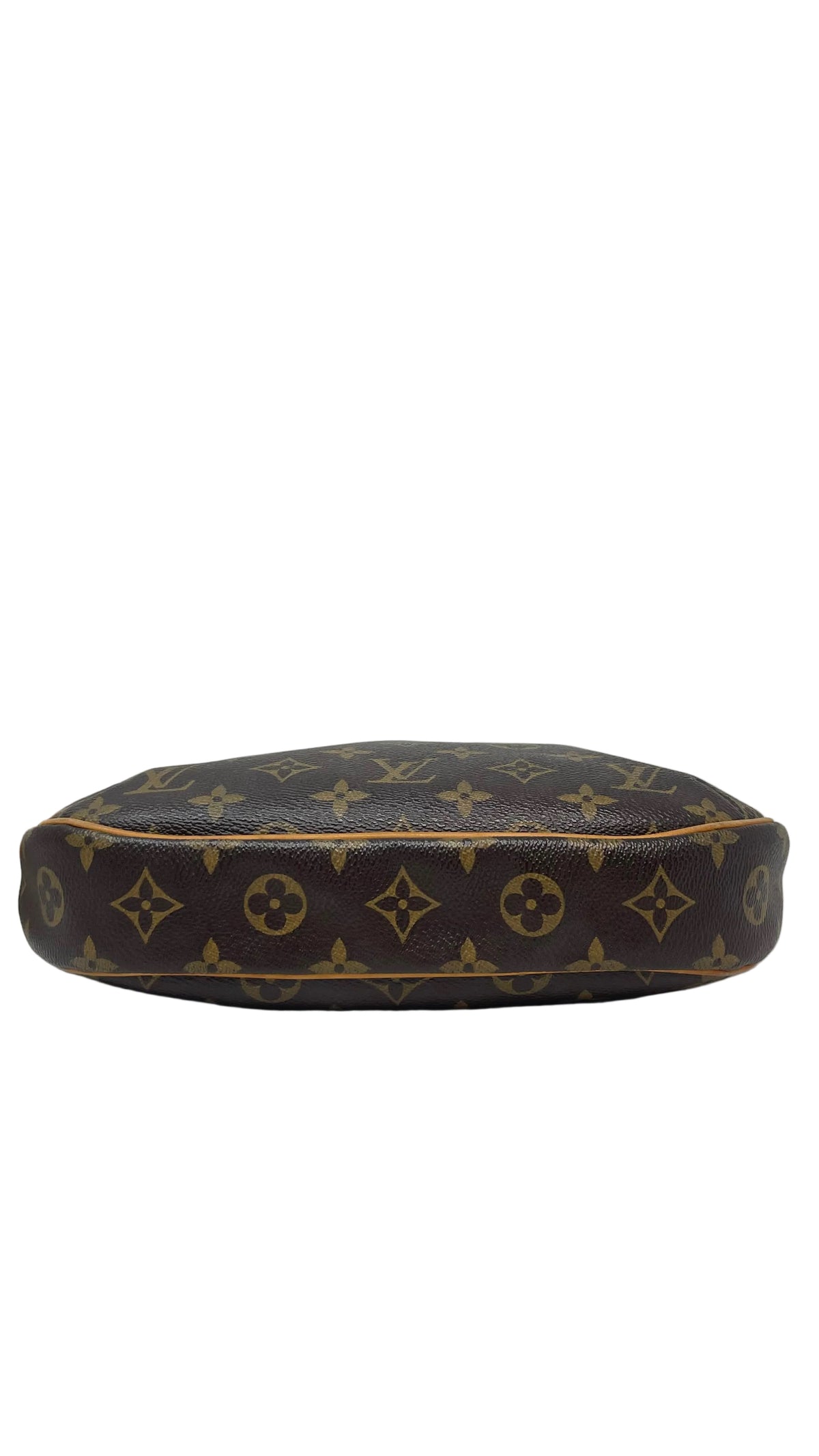 Louis Vuitton Preloved Monogram Shoulder Bag CA4028
